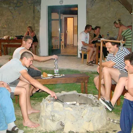 Szederfa Jásd