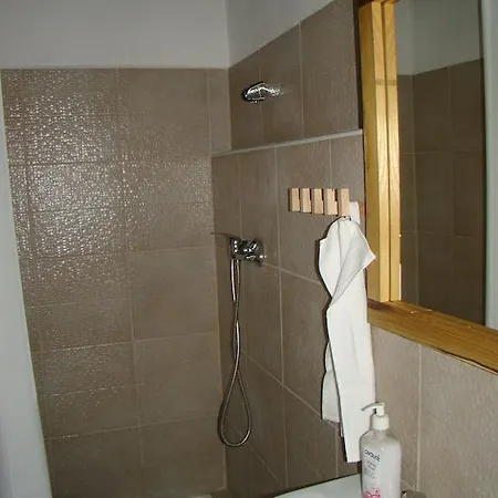 Szederfa Jásd